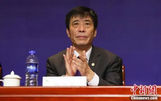 古代引诱人夫h多人运动