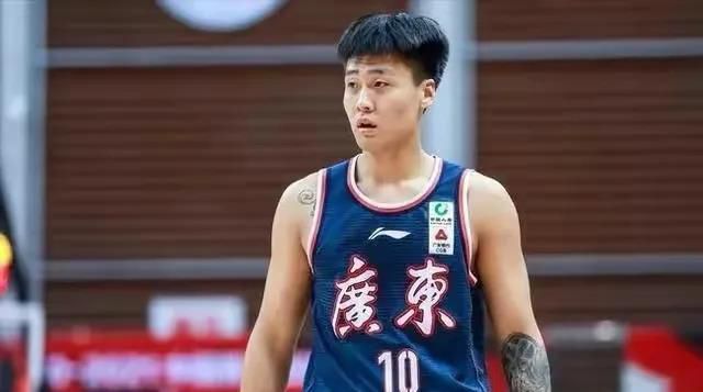 亚洲美女奶水好多