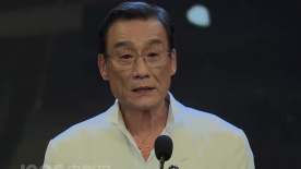 我妻子的顽皮诱惑